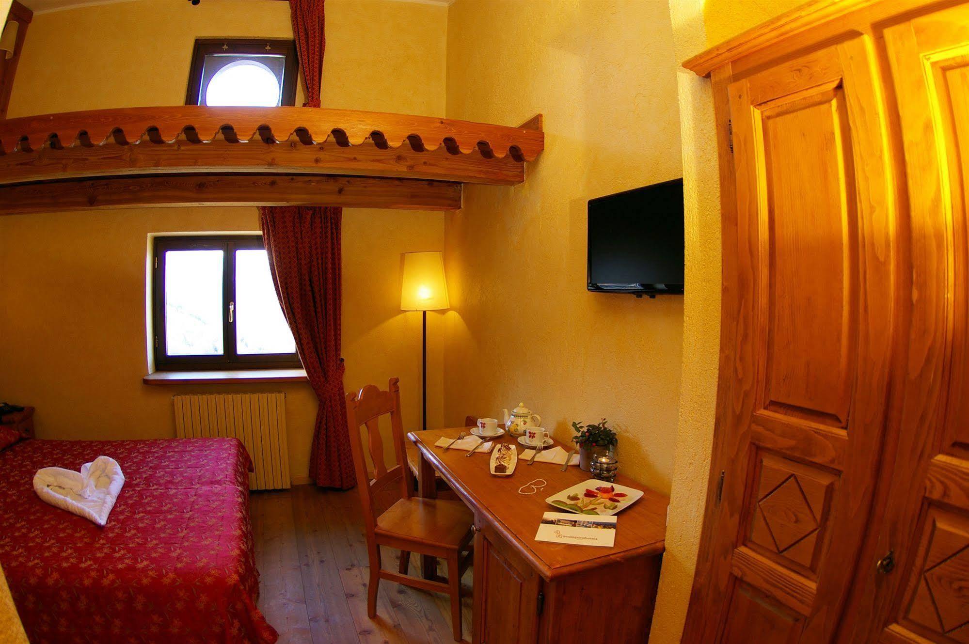 Chaberton & Hotel Oulx